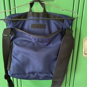 Patagonia Messenger/Laptop Bag Navy/Yellow